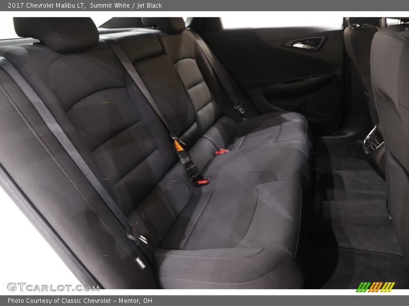 Summit White / Jet Black 2017 Chevrolet Malibu LT