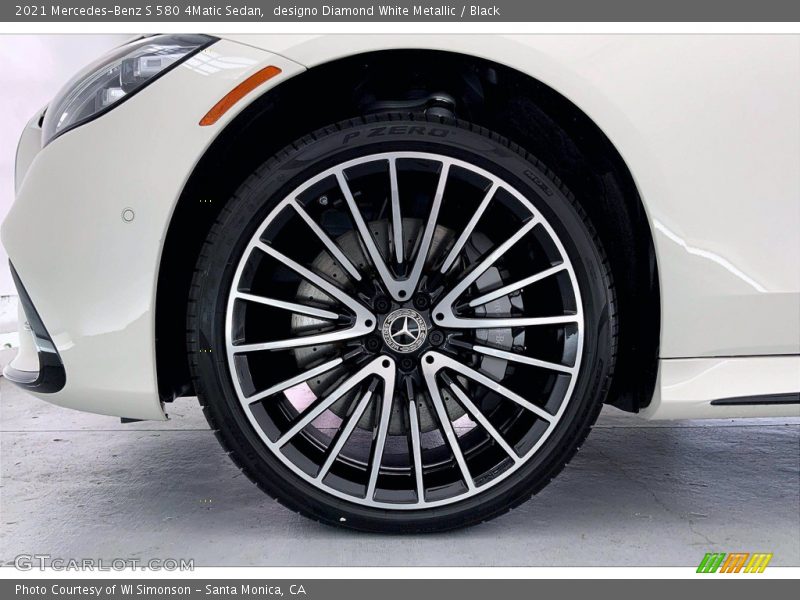 designo Diamond White Metallic / Black 2021 Mercedes-Benz S 580 4Matic Sedan