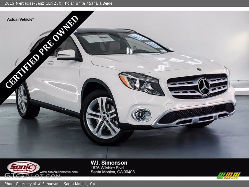 Polar White / Sahara Beige 2019 Mercedes-Benz GLA 250