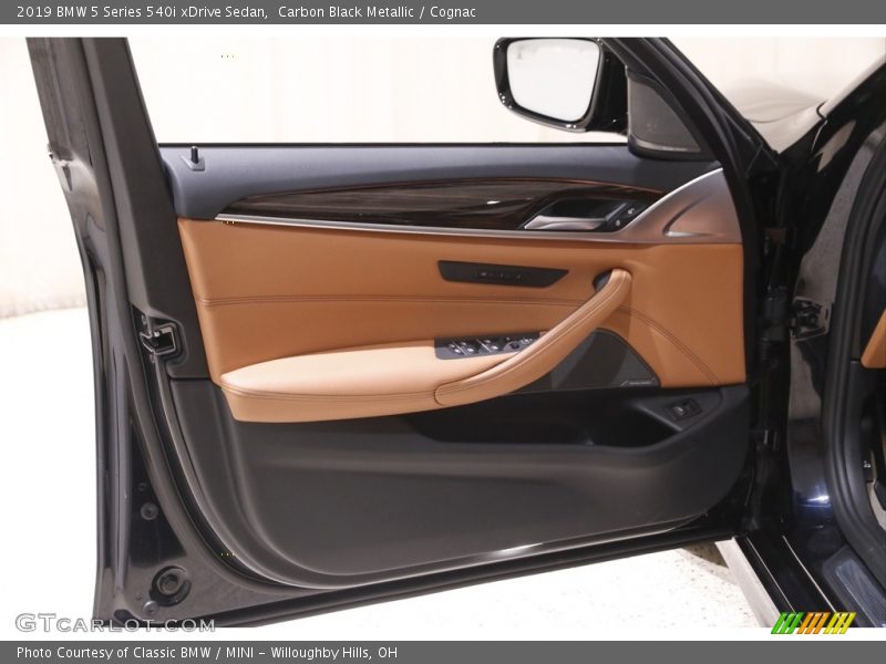 Carbon Black Metallic / Cognac 2019 BMW 5 Series 540i xDrive Sedan