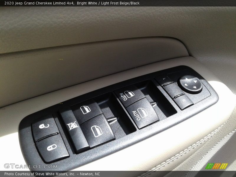 Bright White / Light Frost Beige/Black 2020 Jeep Grand Cherokee Limited 4x4