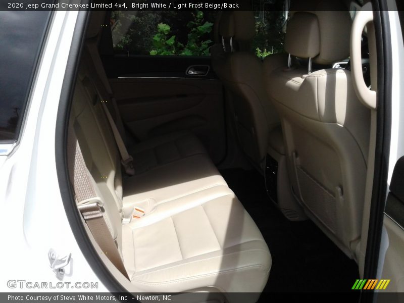 Bright White / Light Frost Beige/Black 2020 Jeep Grand Cherokee Limited 4x4