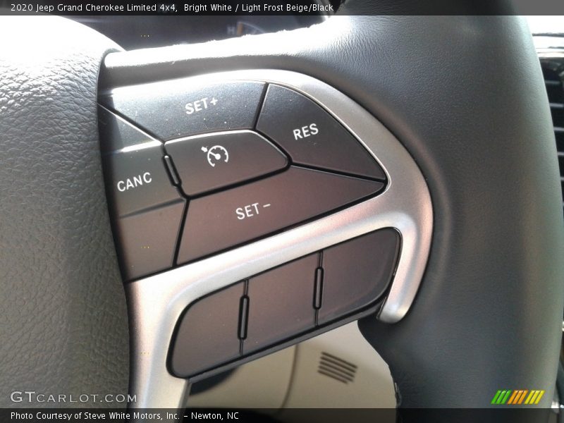 Bright White / Light Frost Beige/Black 2020 Jeep Grand Cherokee Limited 4x4