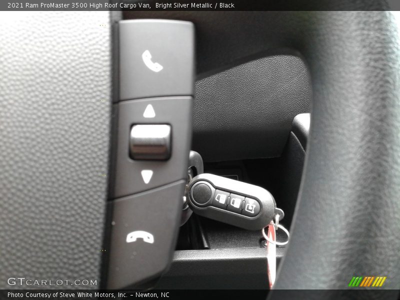  2021 ProMaster 3500 High Roof Cargo Van Steering Wheel