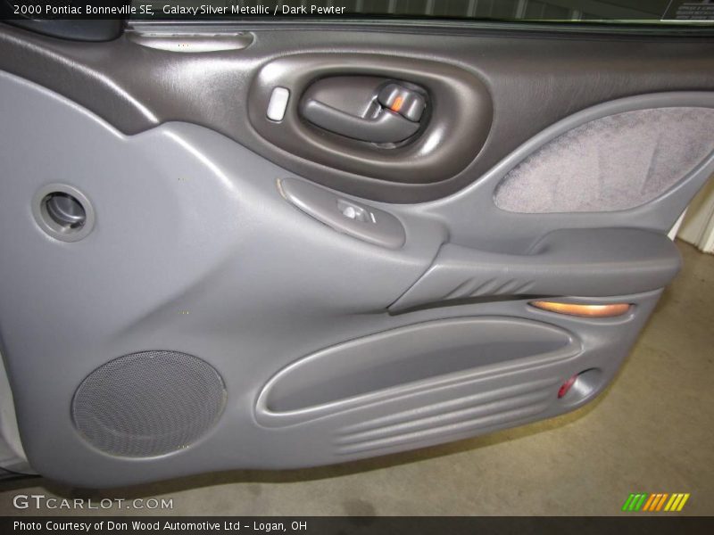 Galaxy Silver Metallic / Dark Pewter 2000 Pontiac Bonneville SE