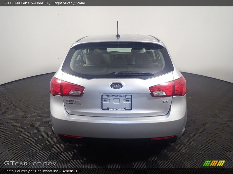 Bright Silver / Stone 2013 Kia Forte 5-Door EX