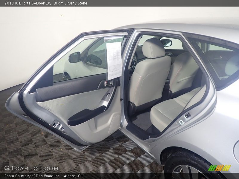 Bright Silver / Stone 2013 Kia Forte 5-Door EX