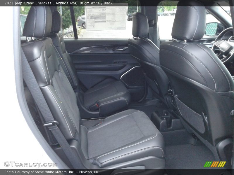 Rear Seat of 2021 Grand Cherokee L Altitude 4x4