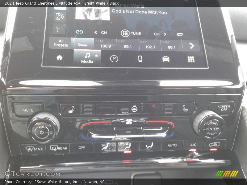 Bright White / Black 2021 Jeep Grand Cherokee L Altitude 4x4