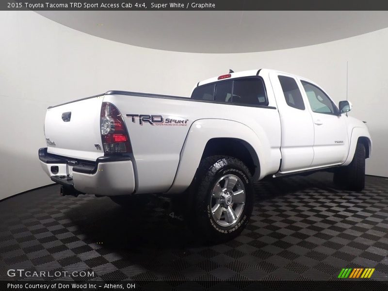 Super White / Graphite 2015 Toyota Tacoma TRD Sport Access Cab 4x4