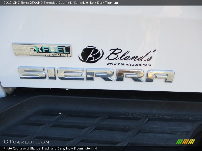 Summit White / Dark Titanium 2012 GMC Sierra 2500HD Extended Cab 4x4
