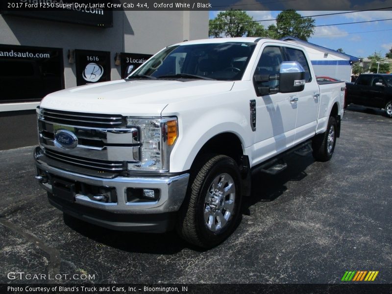 Oxford White / Black 2017 Ford F250 Super Duty Lariat Crew Cab 4x4