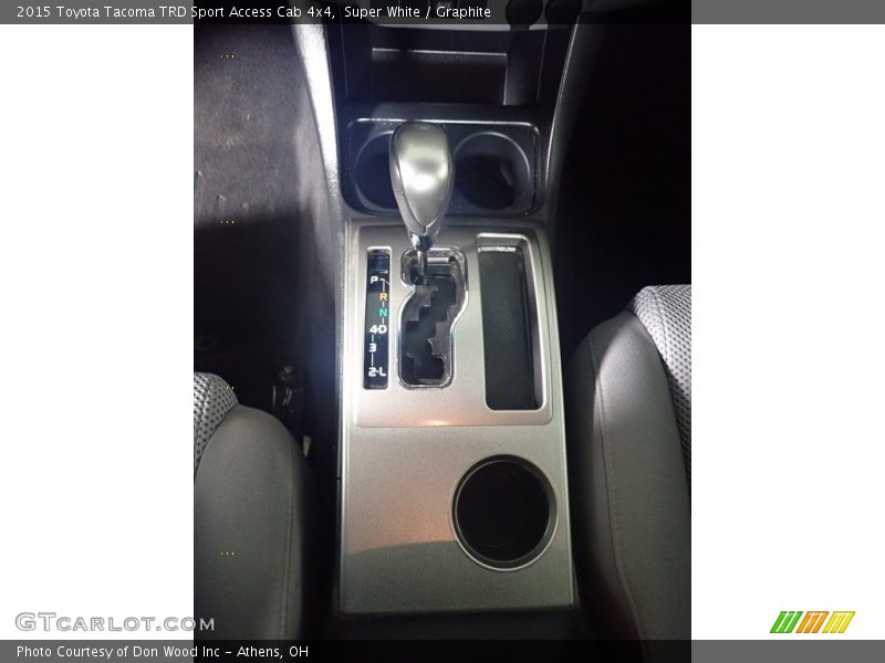Super White / Graphite 2015 Toyota Tacoma TRD Sport Access Cab 4x4