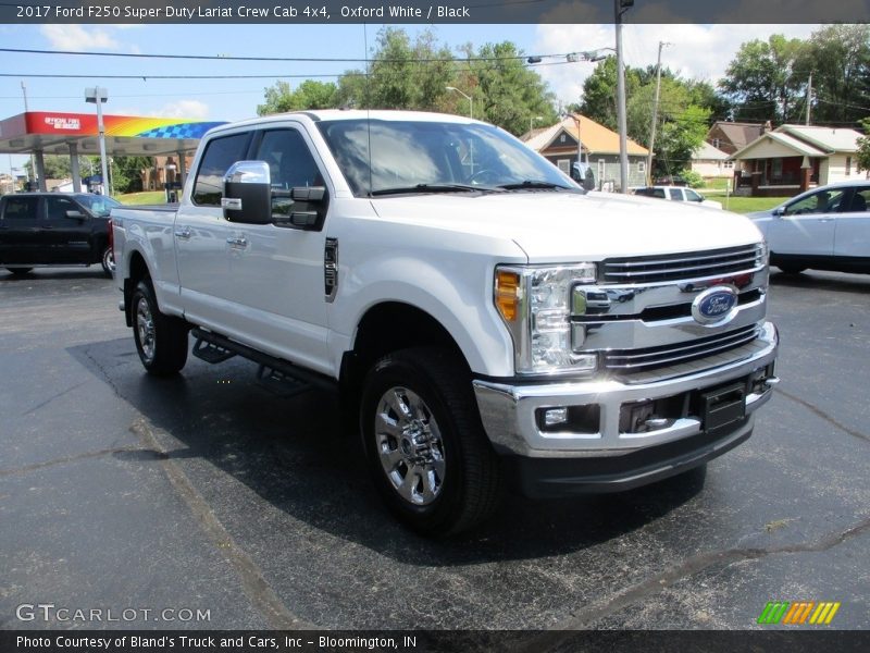 Oxford White / Black 2017 Ford F250 Super Duty Lariat Crew Cab 4x4
