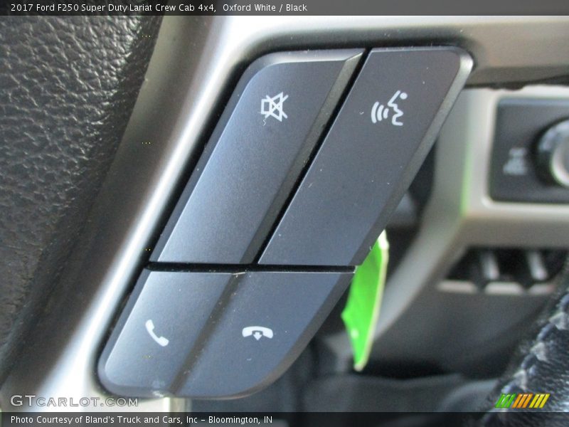 Oxford White / Black 2017 Ford F250 Super Duty Lariat Crew Cab 4x4