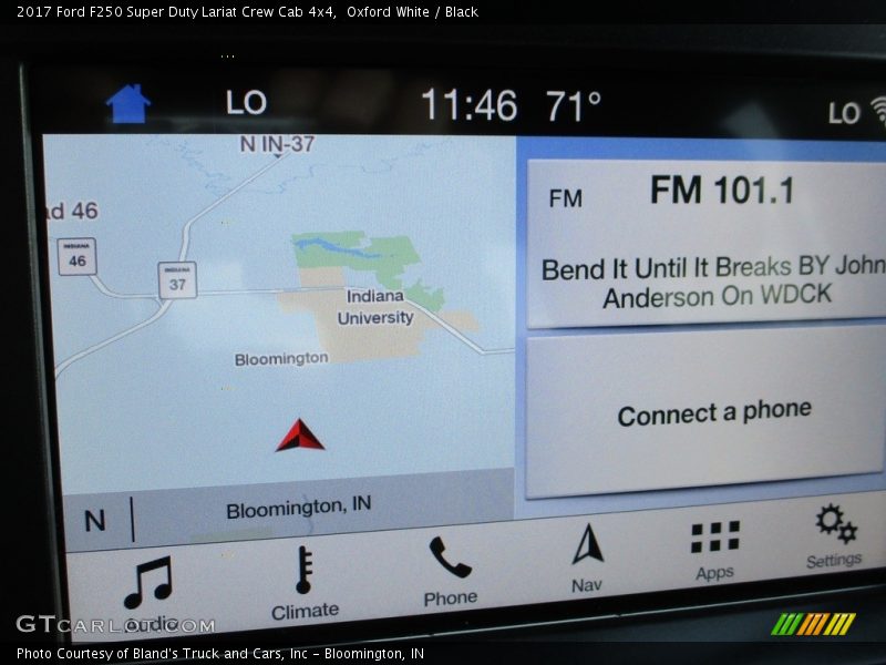 Oxford White / Black 2017 Ford F250 Super Duty Lariat Crew Cab 4x4