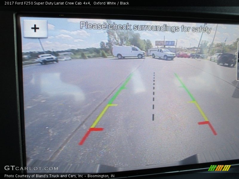 Oxford White / Black 2017 Ford F250 Super Duty Lariat Crew Cab 4x4