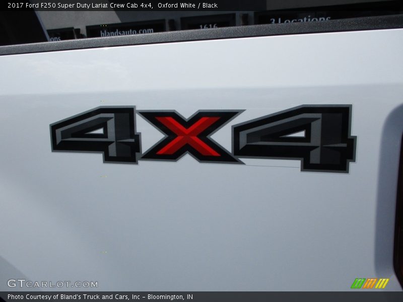 Oxford White / Black 2017 Ford F250 Super Duty Lariat Crew Cab 4x4