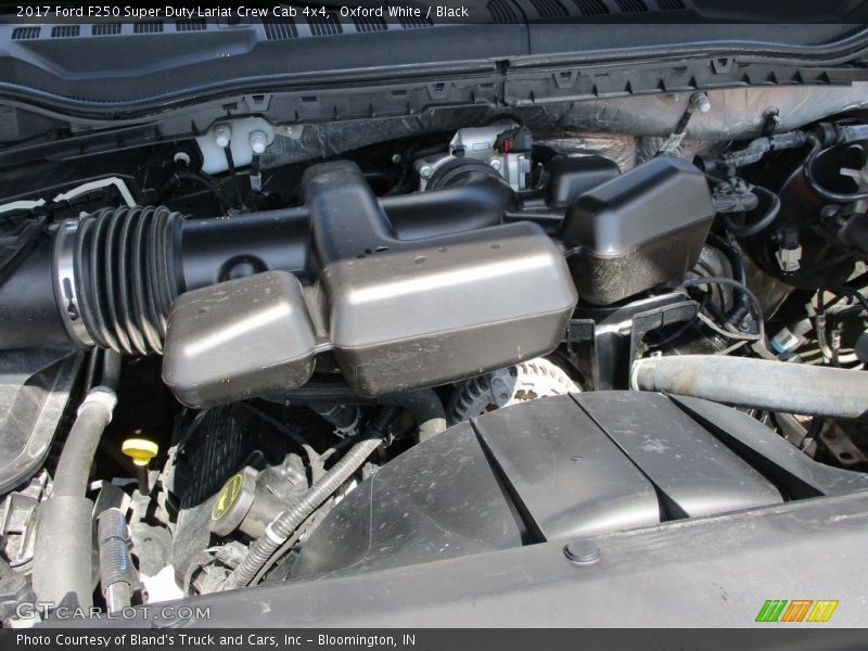 Oxford White / Black 2017 Ford F250 Super Duty Lariat Crew Cab 4x4