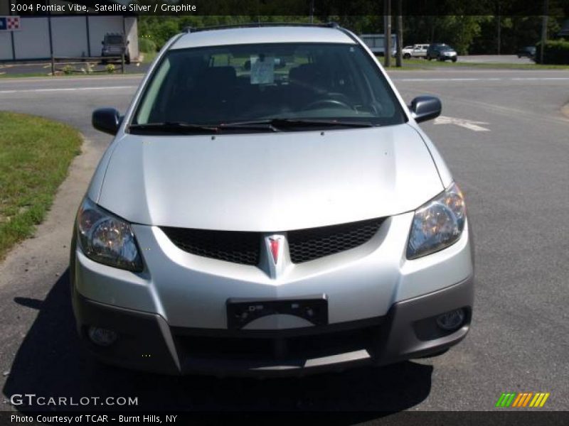 Satellite Silver / Graphite 2004 Pontiac Vibe