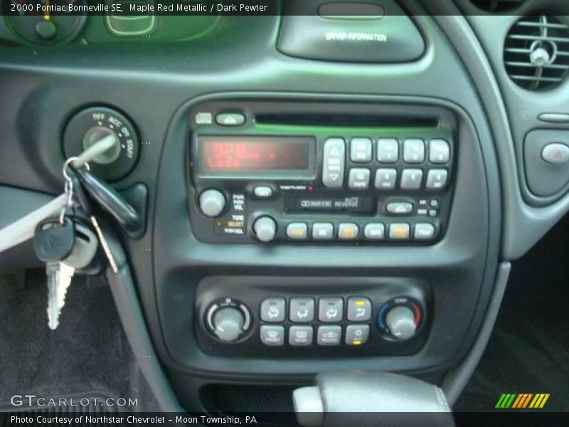 Maple Red Metallic / Dark Pewter 2000 Pontiac Bonneville SE