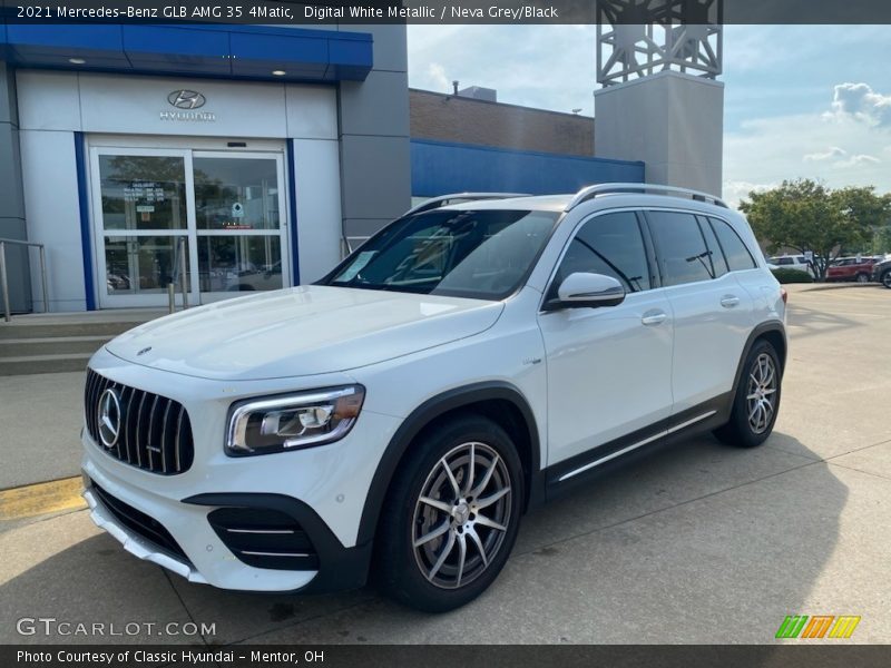 Digital White Metallic / Neva Grey/Black 2021 Mercedes-Benz GLB AMG 35 4Matic