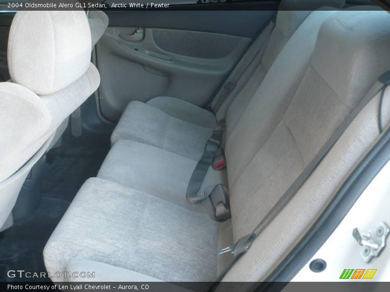 Arctic White / Pewter 2004 Oldsmobile Alero GL1 Sedan