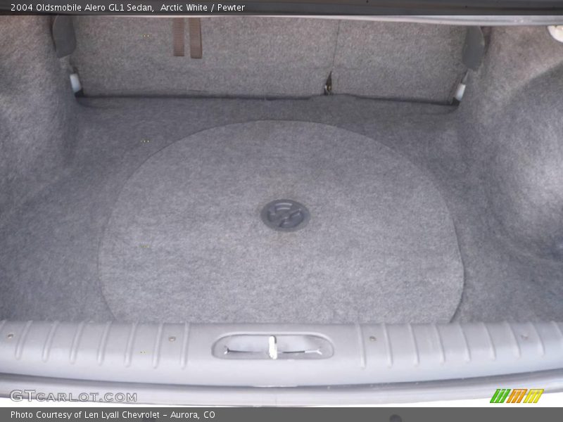 Arctic White / Pewter 2004 Oldsmobile Alero GL1 Sedan