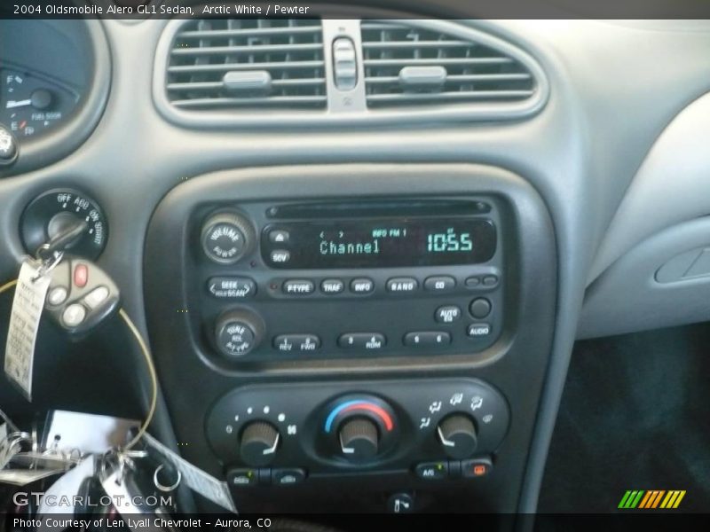 Arctic White / Pewter 2004 Oldsmobile Alero GL1 Sedan