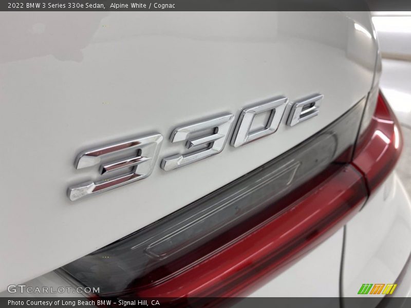  2022 3 Series 330e Sedan Logo