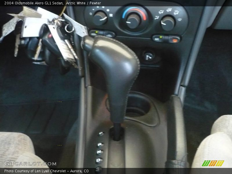 Arctic White / Pewter 2004 Oldsmobile Alero GL1 Sedan