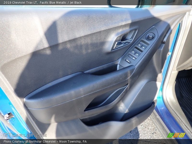 Pacific Blue Metallic / Jet Black 2019 Chevrolet Trax LT