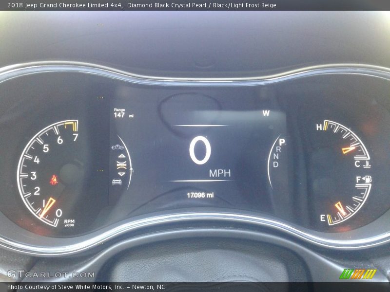 Diamond Black Crystal Pearl / Black/Light Frost Beige 2018 Jeep Grand Cherokee Limited 4x4