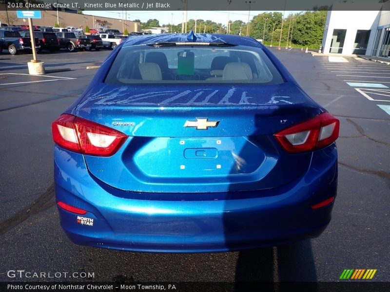 Kinetic Blue Metallic / Jet Black 2018 Chevrolet Cruze LT