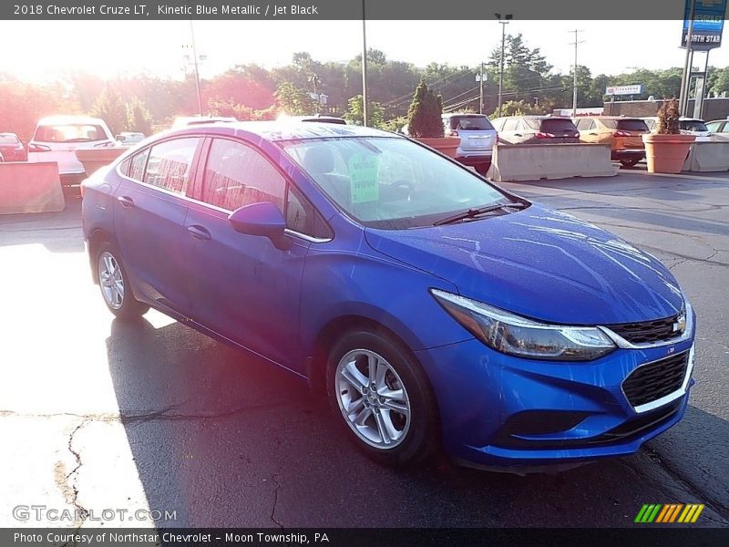 Kinetic Blue Metallic / Jet Black 2018 Chevrolet Cruze LT
