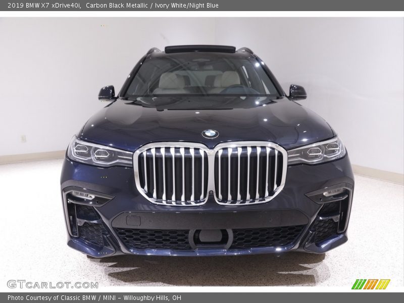 Carbon Black Metallic / Ivory White/Night Blue 2019 BMW X7 xDrive40i