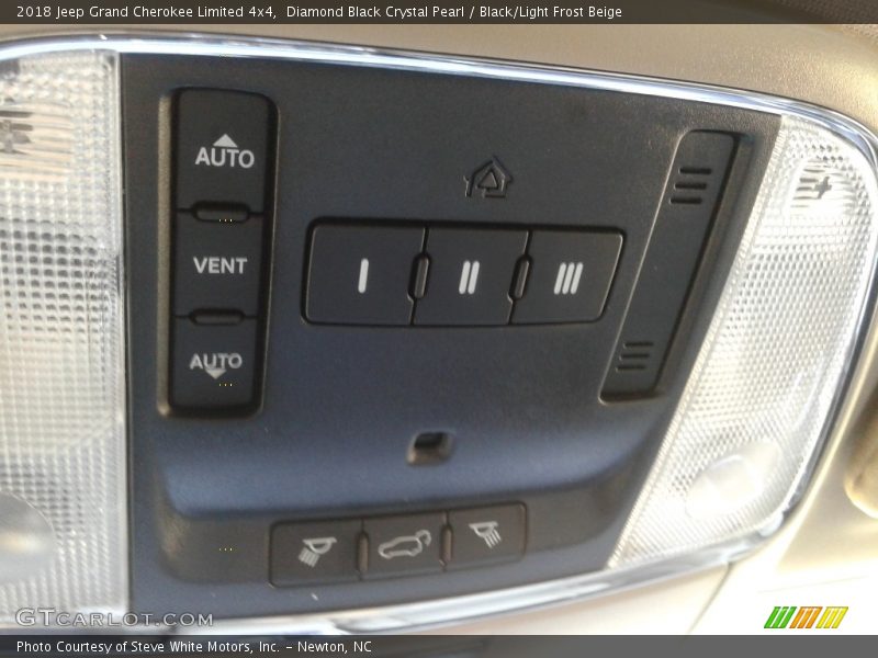 Diamond Black Crystal Pearl / Black/Light Frost Beige 2018 Jeep Grand Cherokee Limited 4x4