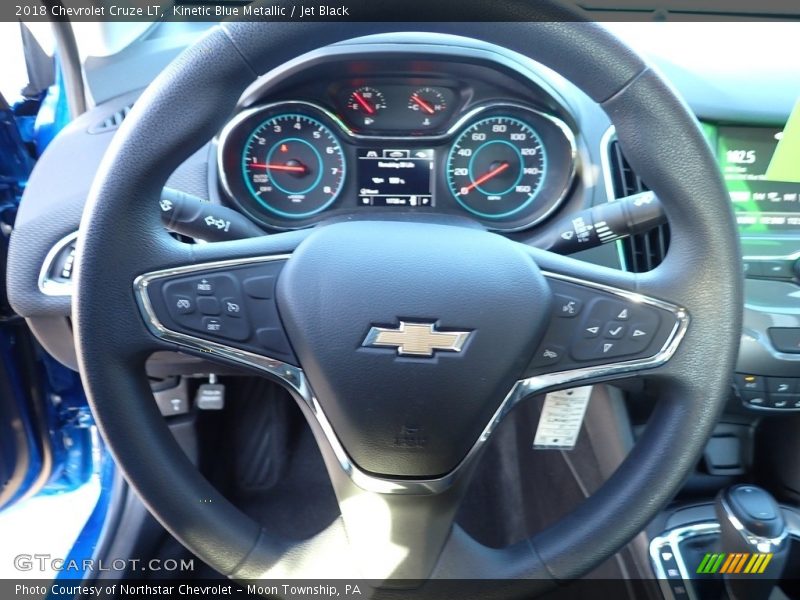 Kinetic Blue Metallic / Jet Black 2018 Chevrolet Cruze LT