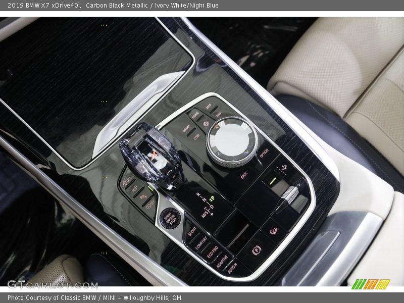 Carbon Black Metallic / Ivory White/Night Blue 2019 BMW X7 xDrive40i