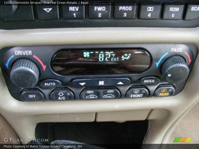 Charcoal Green Metallic / Beige 1998 Oldsmobile Intrigue