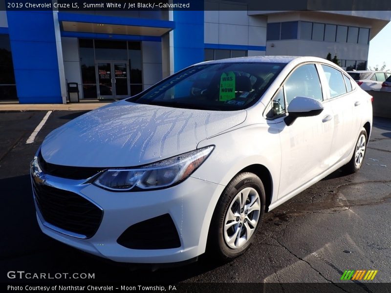 Summit White / Jet Black/­Galvanized 2019 Chevrolet Cruze LS