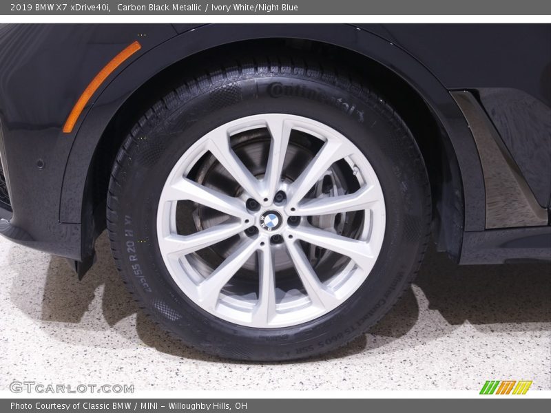 Carbon Black Metallic / Ivory White/Night Blue 2019 BMW X7 xDrive40i
