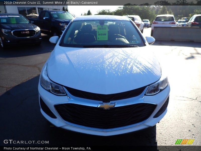 Summit White / Jet Black/­Galvanized 2019 Chevrolet Cruze LS