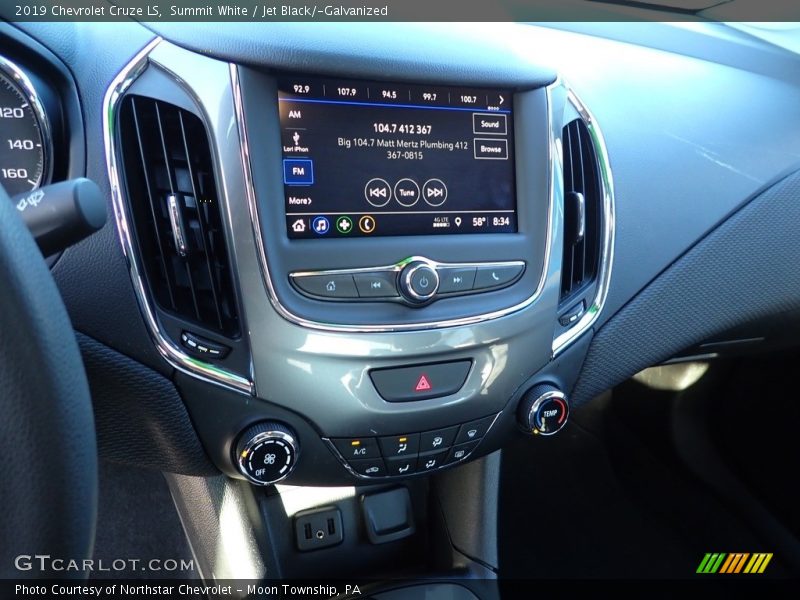 Summit White / Jet Black/­Galvanized 2019 Chevrolet Cruze LS