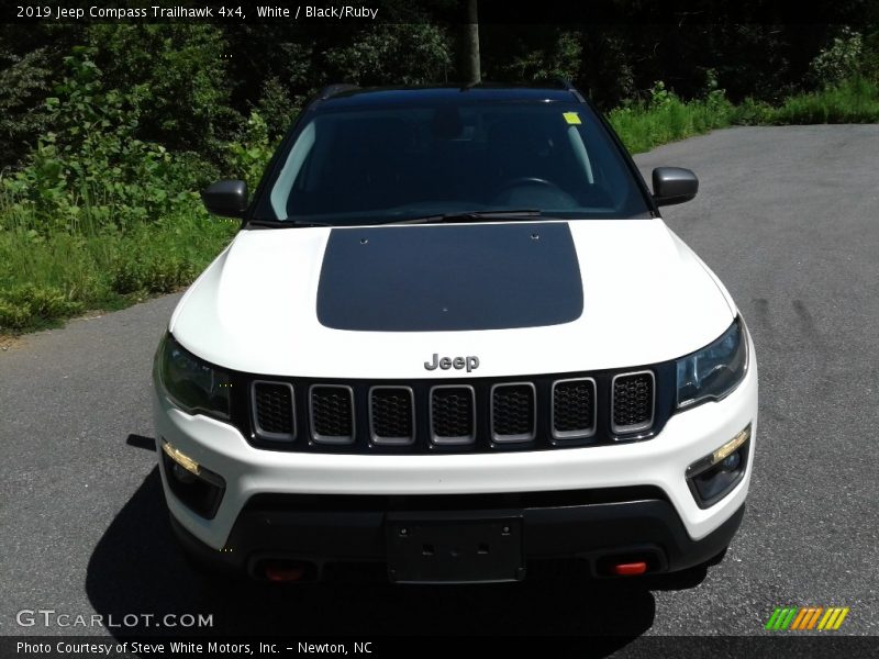 White / Black/Ruby 2019 Jeep Compass Trailhawk 4x4