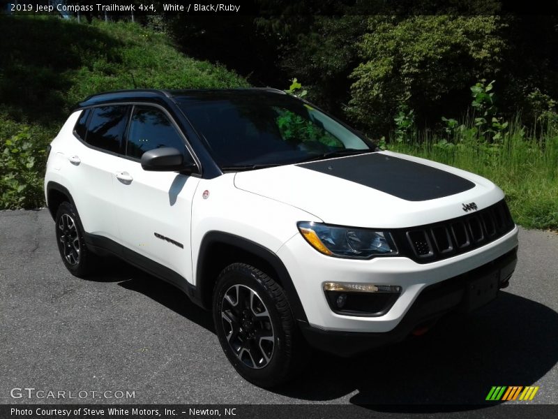 White / Black/Ruby 2019 Jeep Compass Trailhawk 4x4