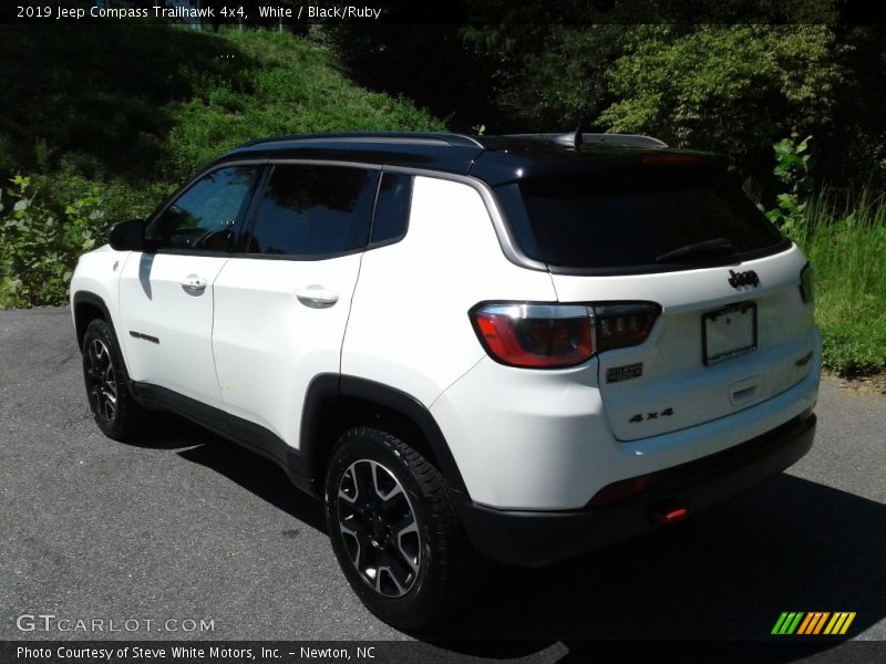 White / Black/Ruby 2019 Jeep Compass Trailhawk 4x4