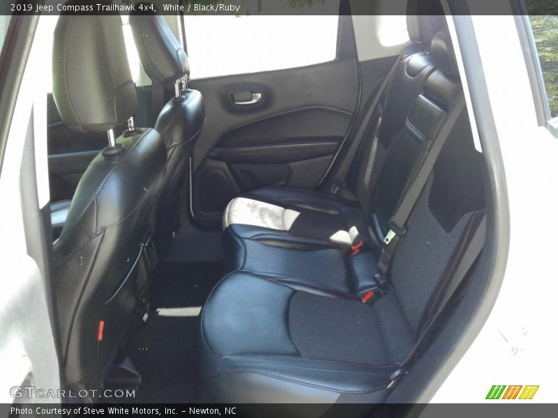 White / Black/Ruby 2019 Jeep Compass Trailhawk 4x4