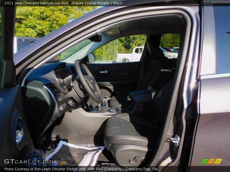 Granite Crystal Metallic / Black 2021 Jeep Cherokee Latitude Lux 4x4