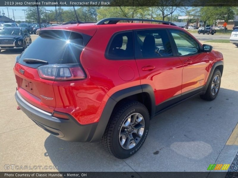 Firecracker Red / Black 2019 Jeep Cherokee Trailhawk 4x4